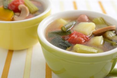ダイエットは野菜スープが一番！脂肪燃焼スープでデトックス＆ラク痩せ効果